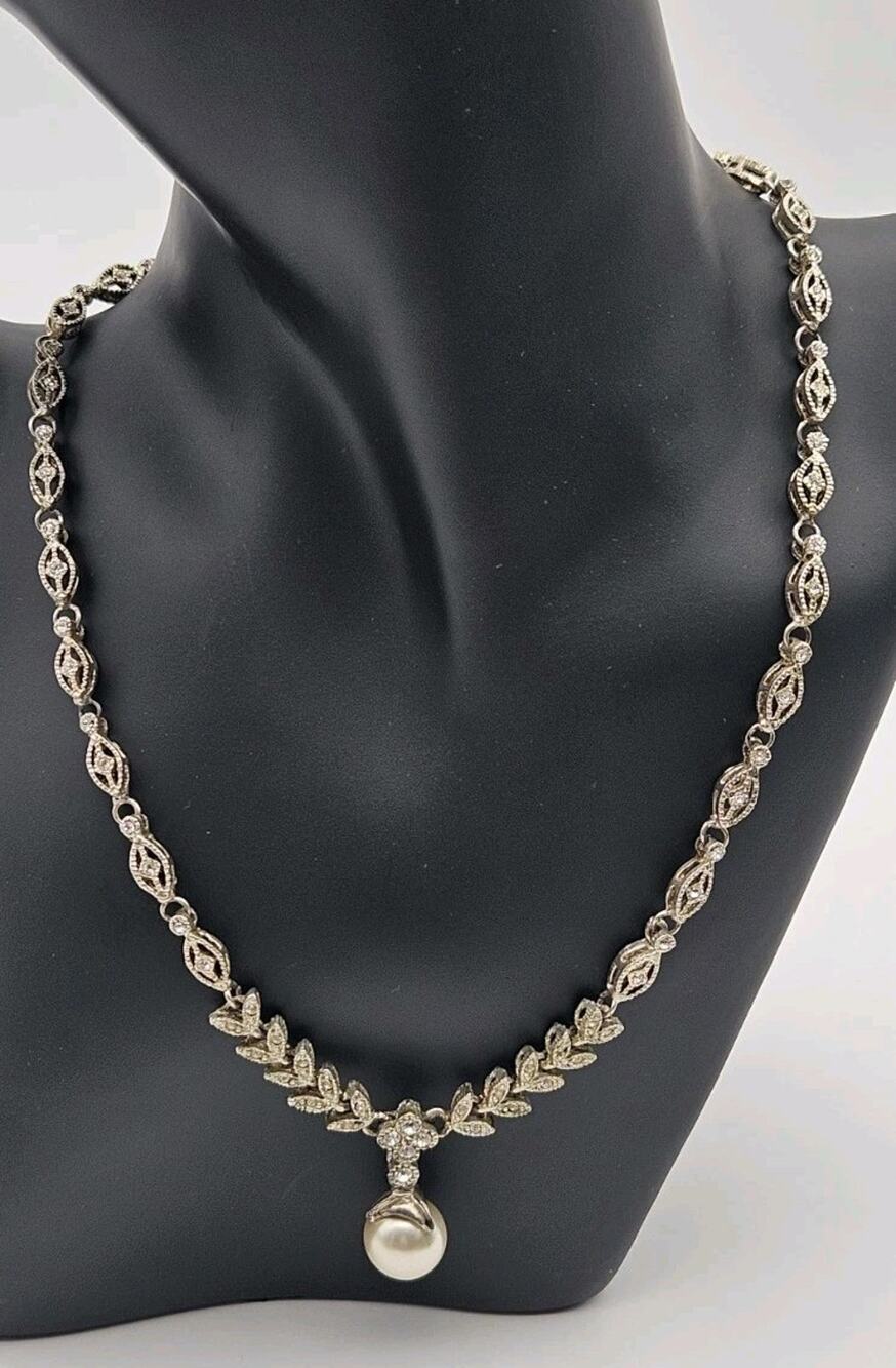 Vintage Style Rhinestone Leaf Necklace Faux Pearl Drop Silver Tone Costume...